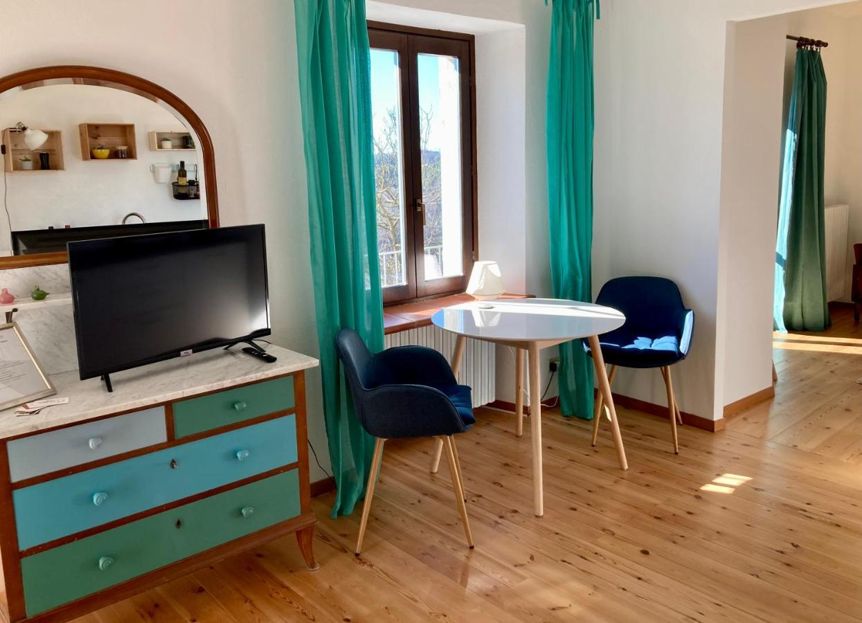 Bed and Breakfast Casa Langa Di Lola Mango Zewnętrze zdjęcie